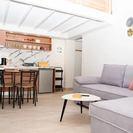 Llanaj 1 By Luxlikehome *