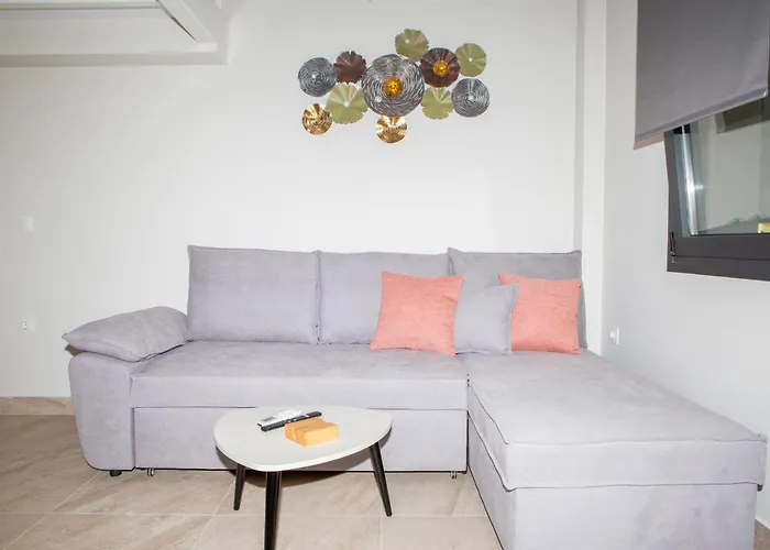 Llanaj 1 By Luxlikehome