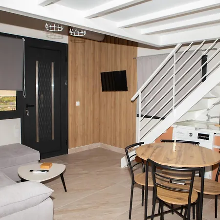 Holiday home #luxlikehome Llanaj 1