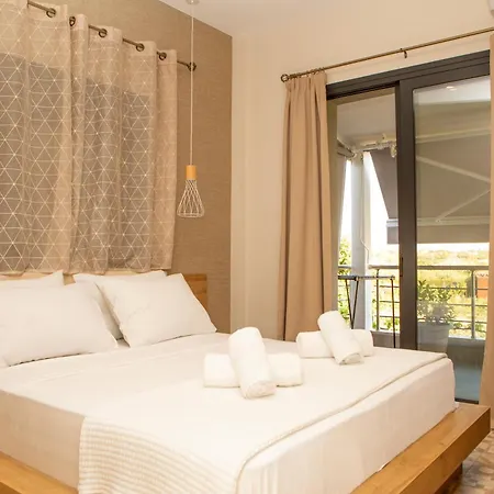 #luxlikehome Llanaj 1 Holiday home Nea Poteidaia